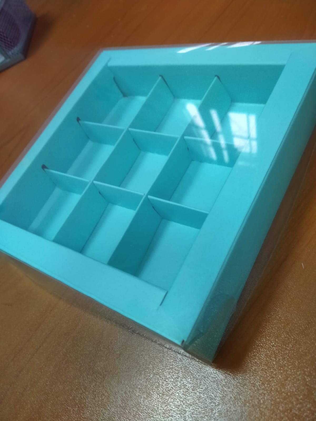картинка УЦЕНКА Коробка на 9 конфет.  Тиффани от магазина KondiShop