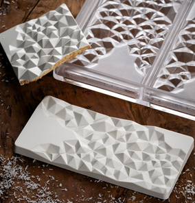 картинка Форма поликарбонатная для шоколада плитка ФРАГМЕНТ, Pavoni от магазина KondiShop