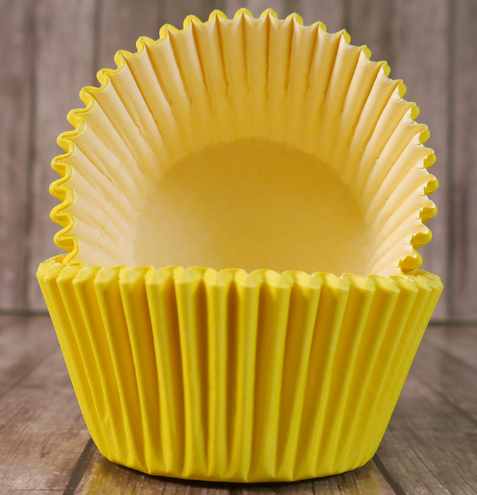 картинка Капсулы для конфет d 2,5 h1,8 жёлтые 25 шт от магазина KondiShop