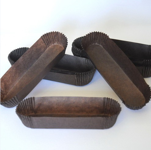 картинка Капсулы для эклеров (овал) коричневые 28/110 высота бортика 27  Упаковка 23-24 шт от магазина KondiShop